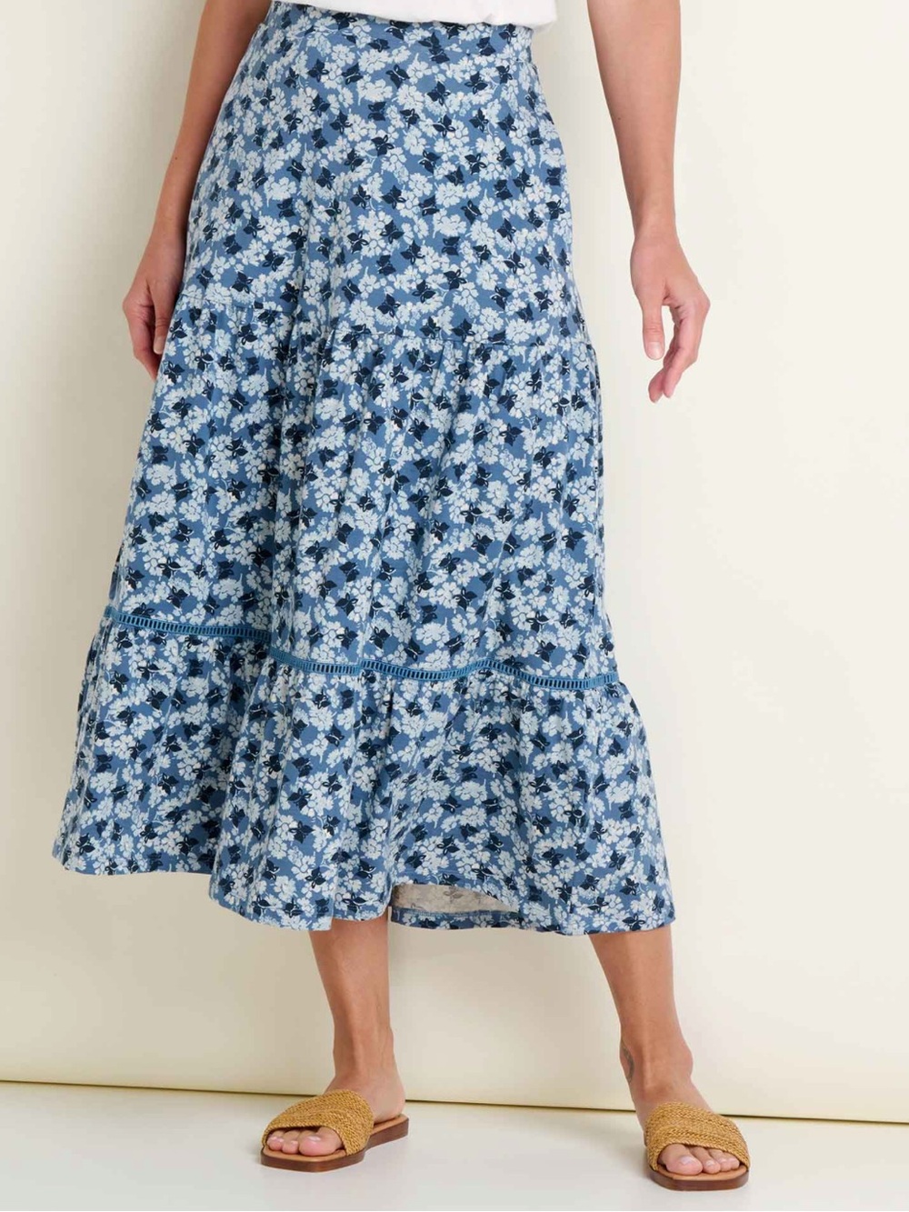 Floral Tiered Midi Skirt - Picture 5 of 5
